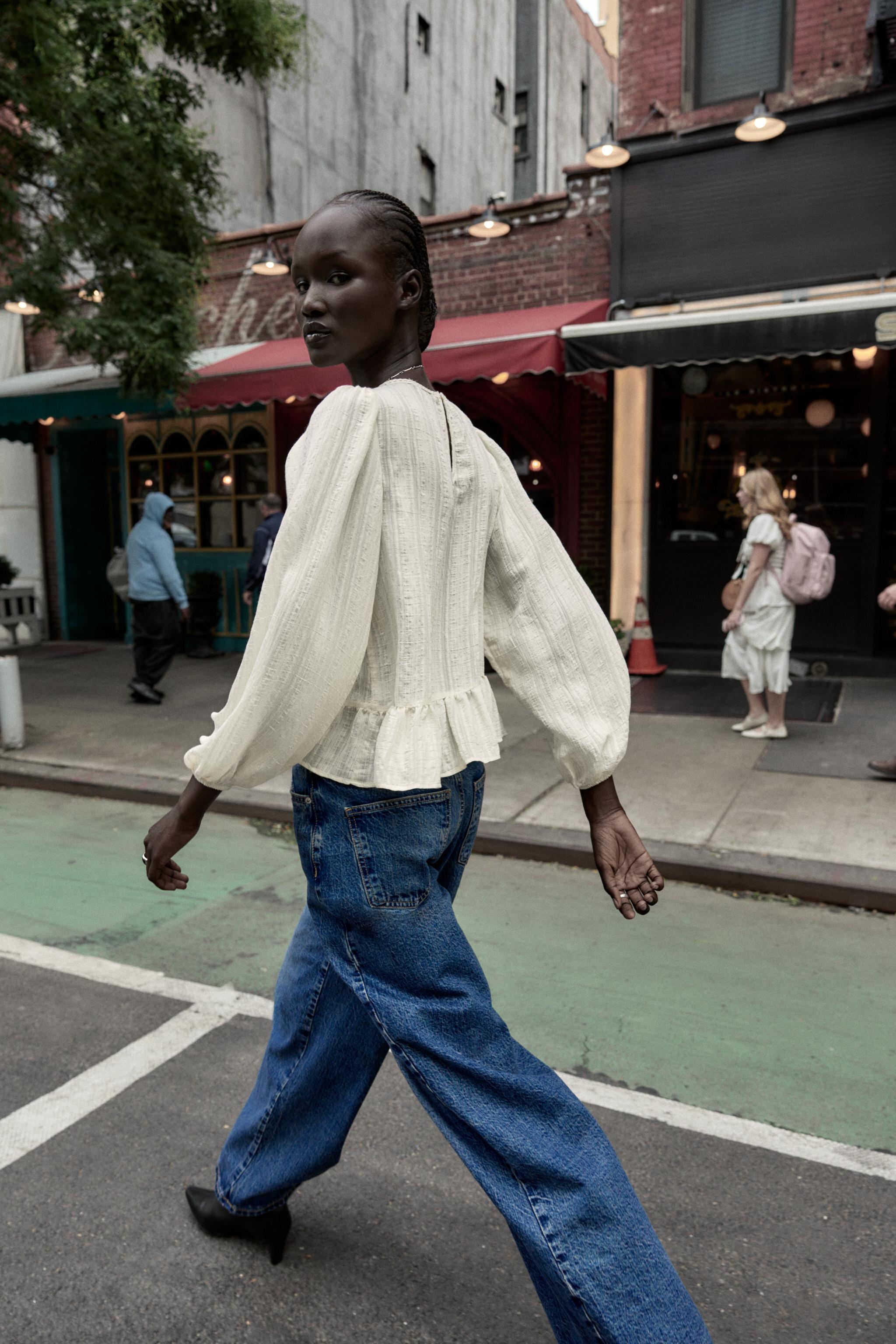 BLOUSE ROMANTIQUE ENTRE-DEUX